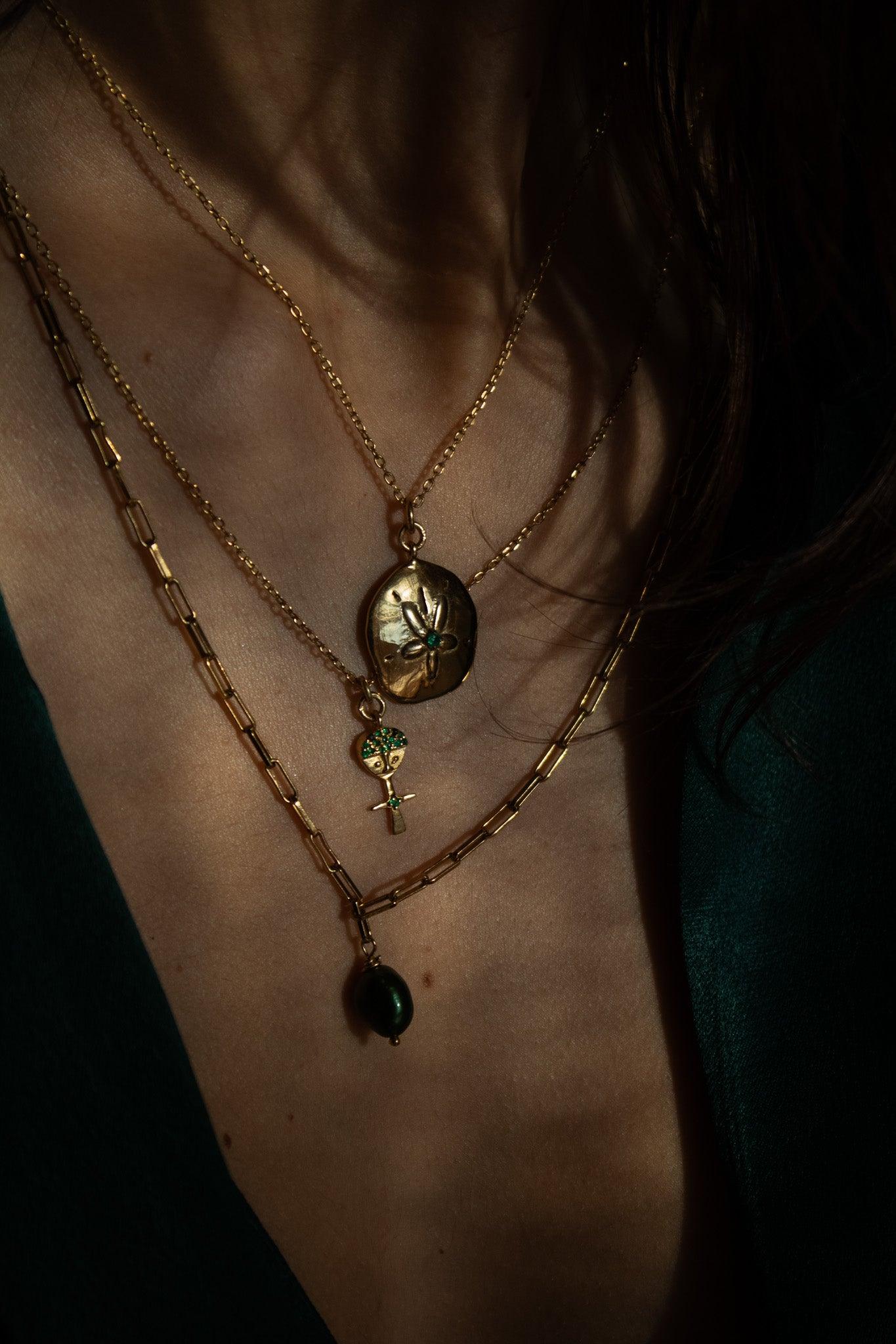 bijoux or emeraude sathyne