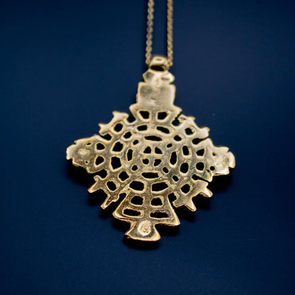 croix ethnique arts bijou sathyne
