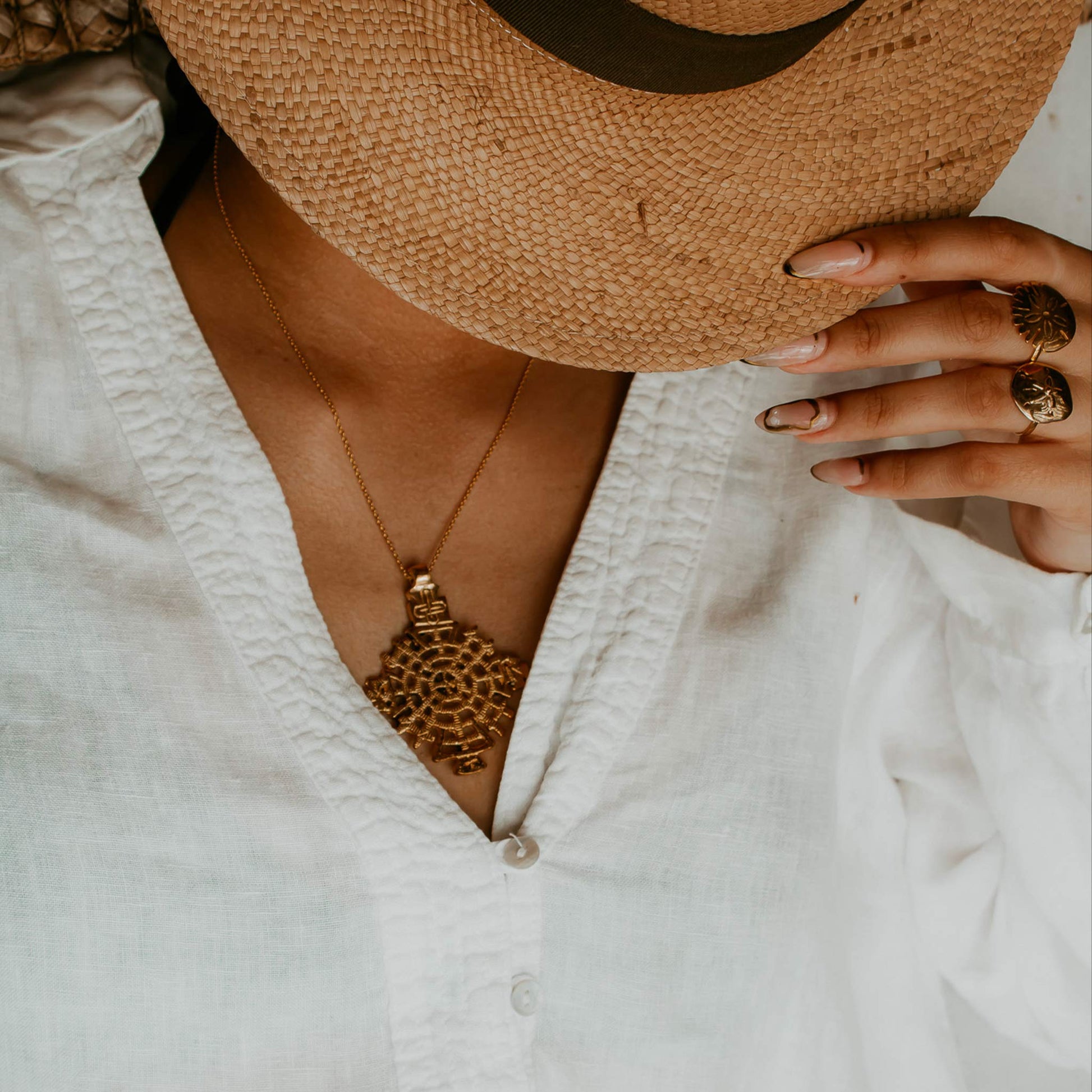 croix ethnique bijoux sathyne collier arta