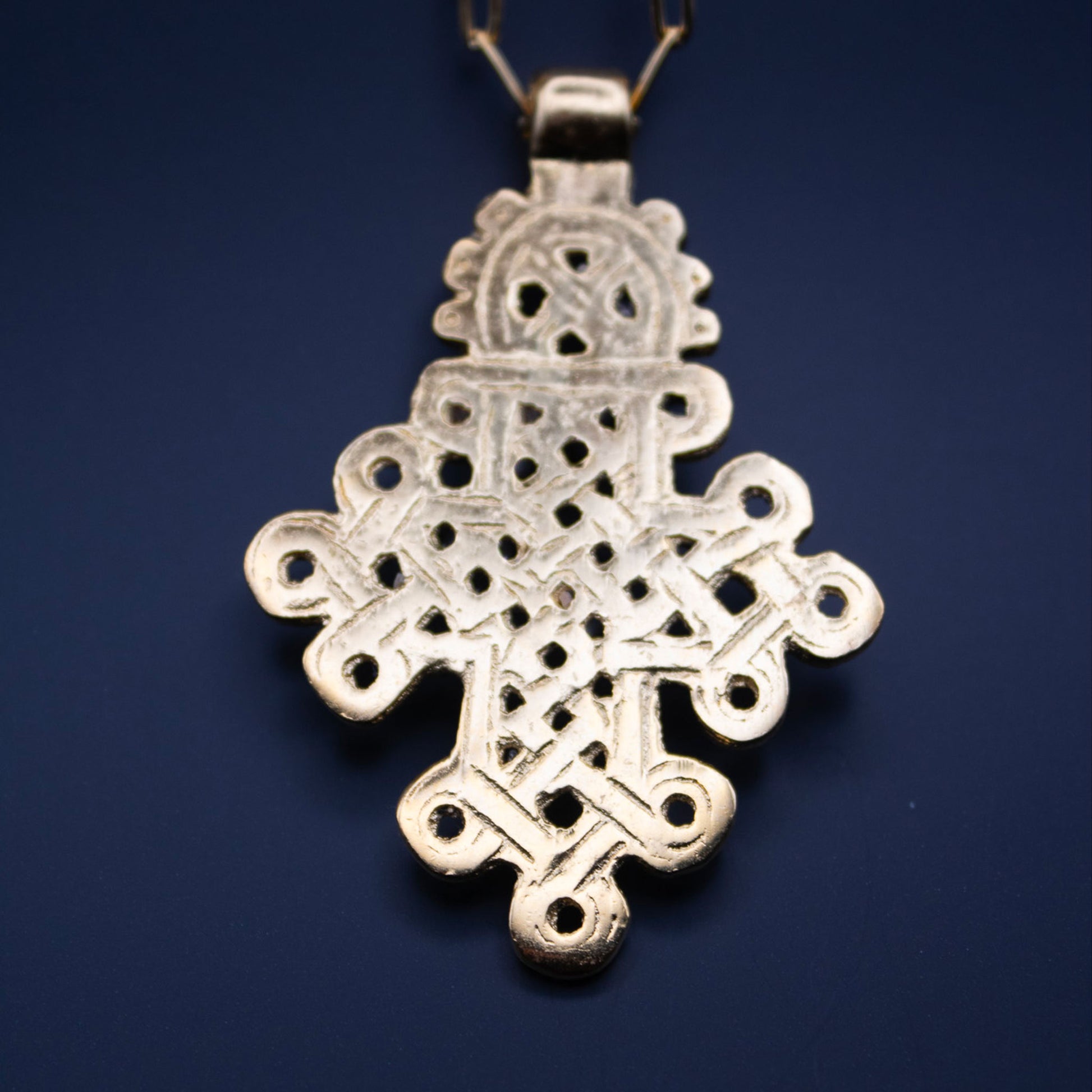 bijoux croix ethnique sathyne
